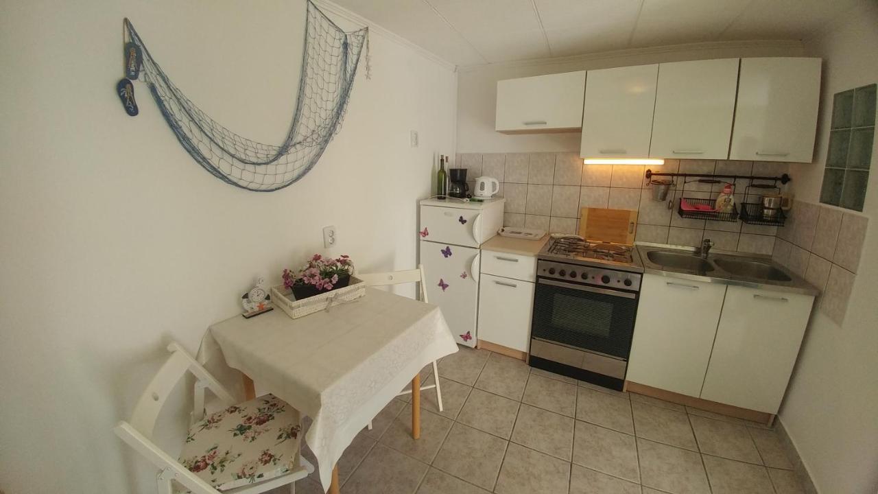 Apartman Goga Draga Bašćanska Kültér fotó